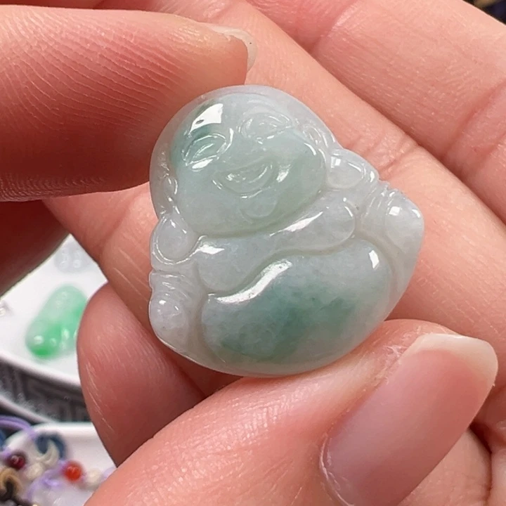 翡翠未镶嵌颈饰佛公吊坠