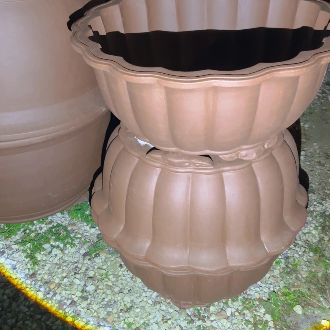 惜***…两个八十口径莲花花盆