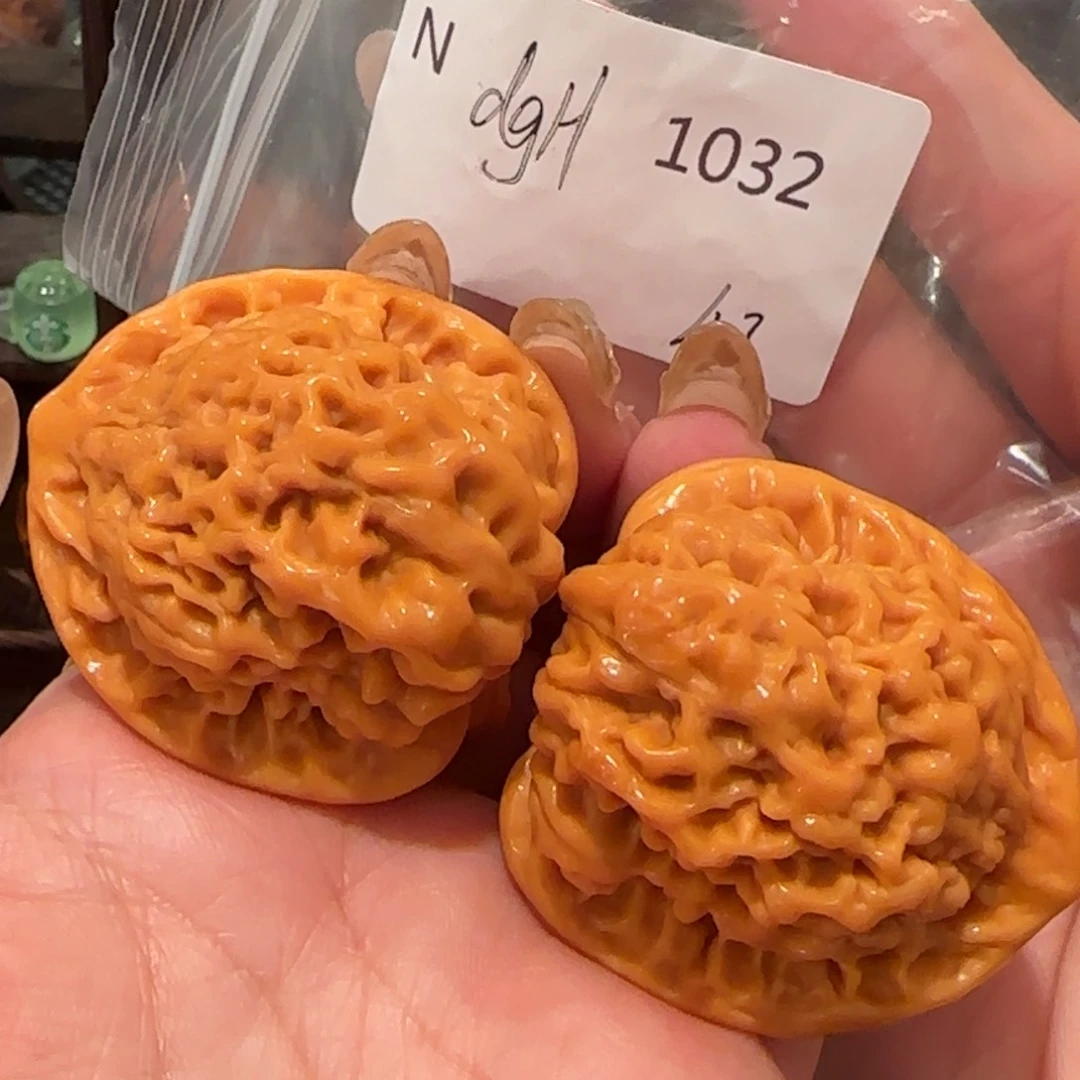 桃核吊坠T**a官帽42精品