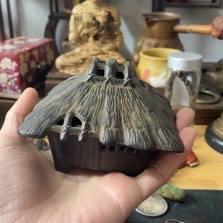 铁制茅草屋香炉薰香炉