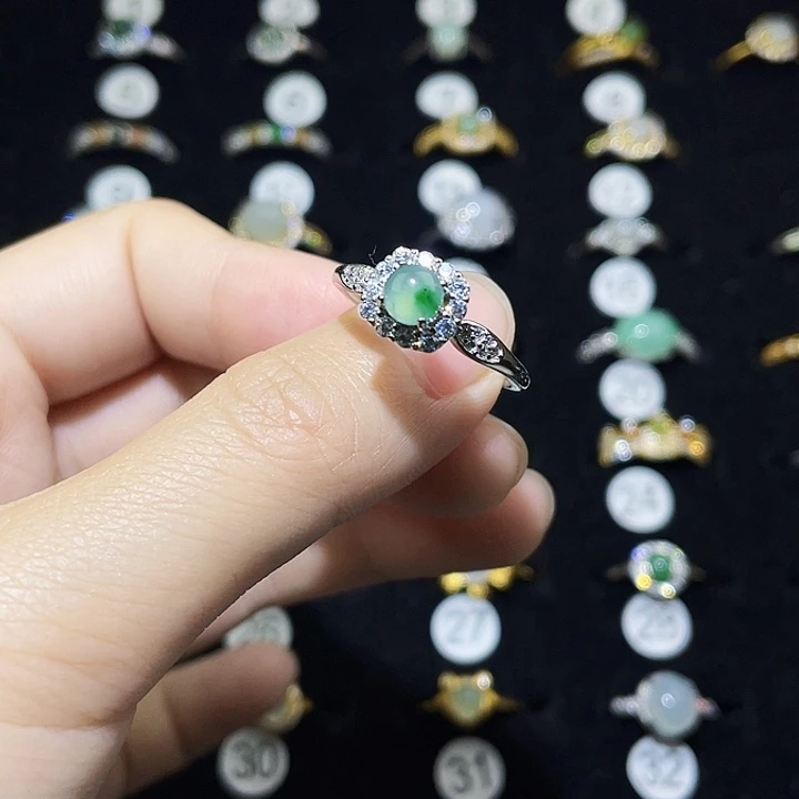 翡翠未镶嵌戒指戒指