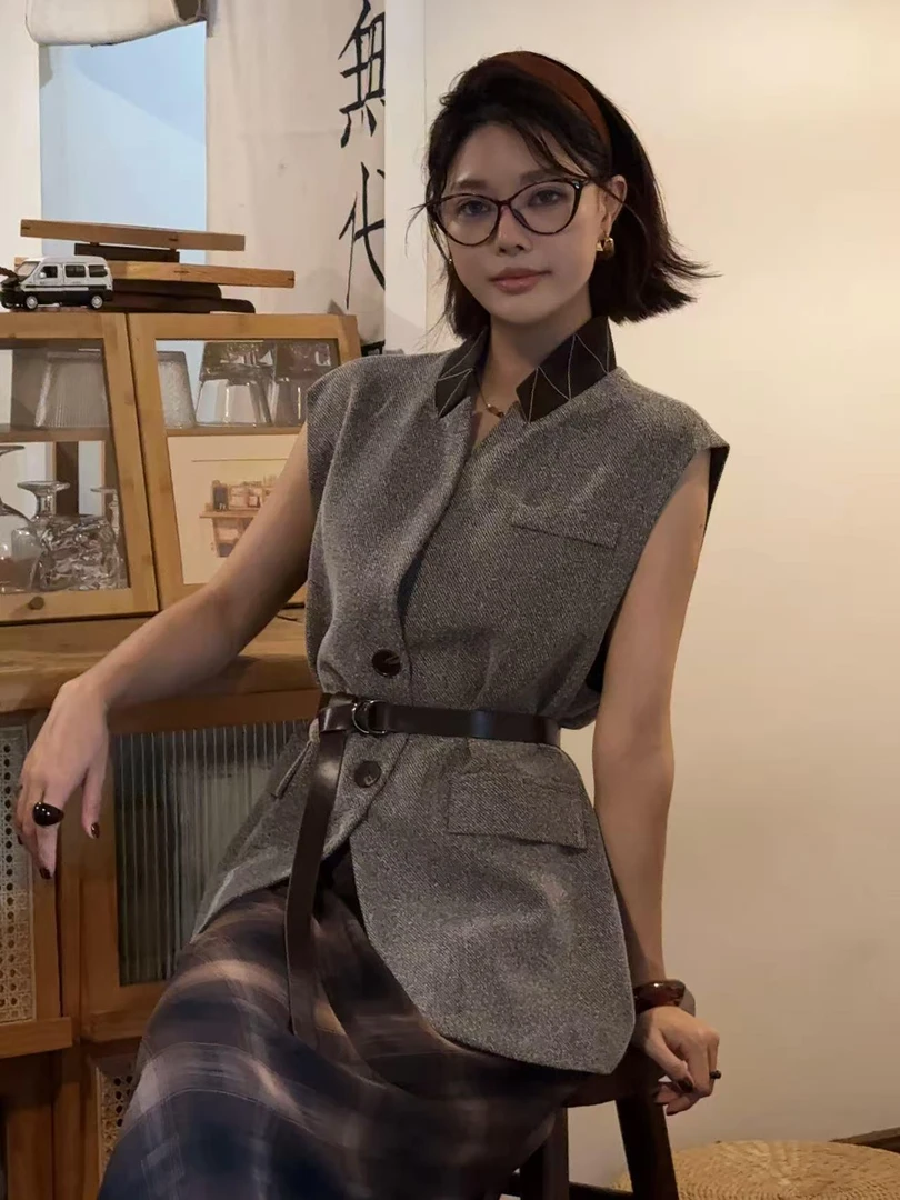 DENGDAHA「绅装」秋季高级感气质老钱风撞色马甲HBZW652081