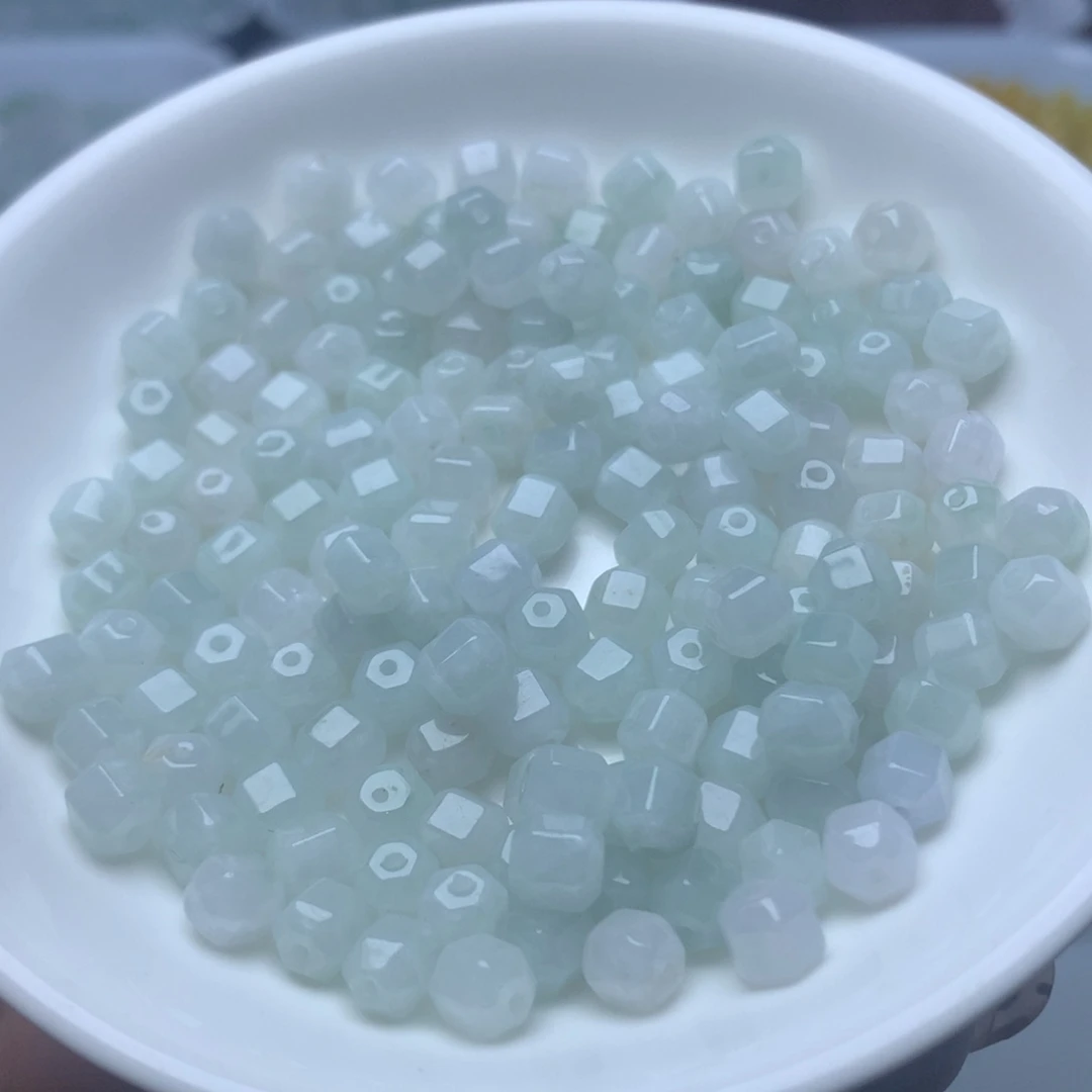 散珠翡翠卡6冰绿白六棱珠30个