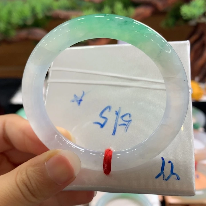 翡翠手镯未镶嵌27号