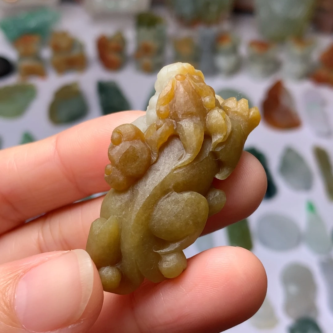 定制翡翠未镶嵌翡翠