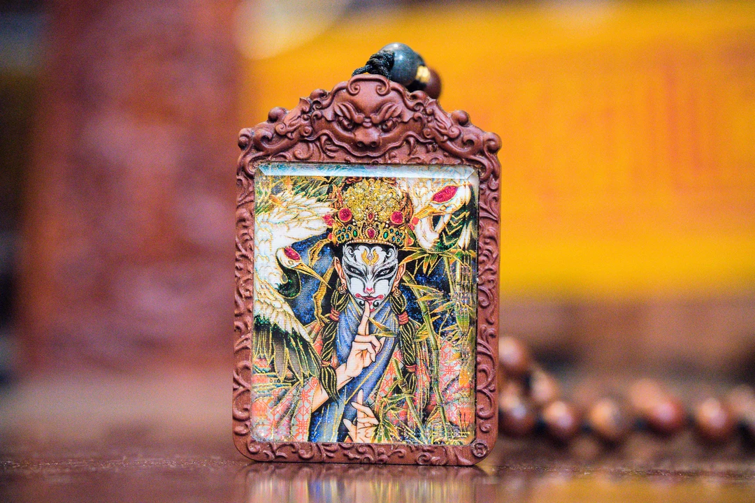 (直播间专属链接) 兽头 郁罗箫台外壳香灰枣木珠吊坠饰品专拍链接