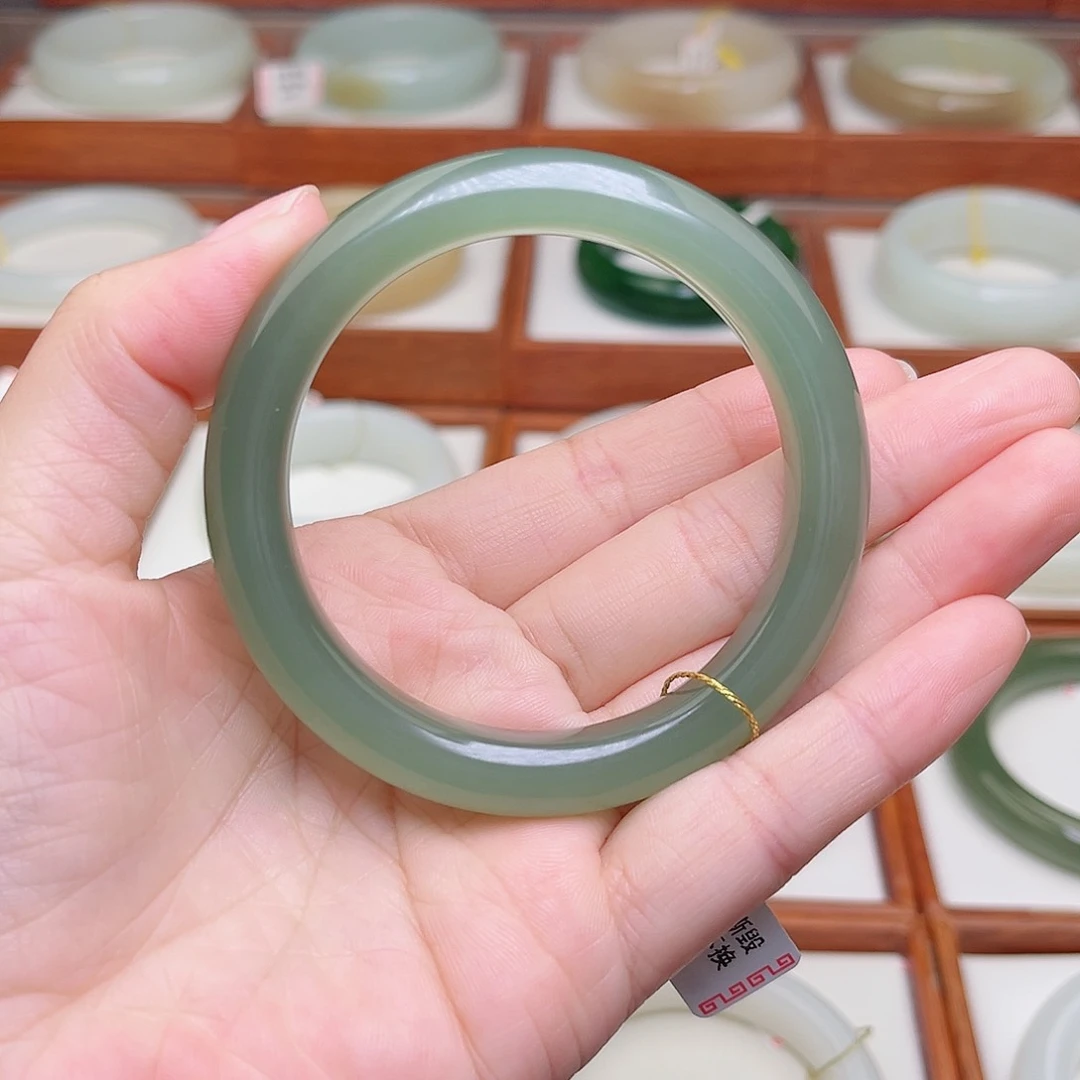 和田玉手镯未镶嵌55