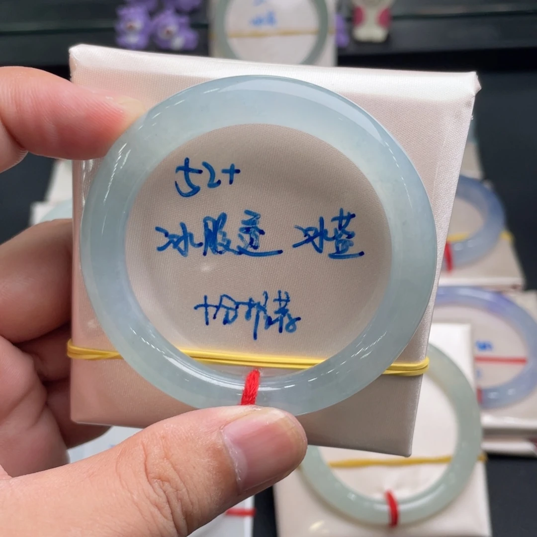 未镶嵌手镯翡翠翡翠手镯