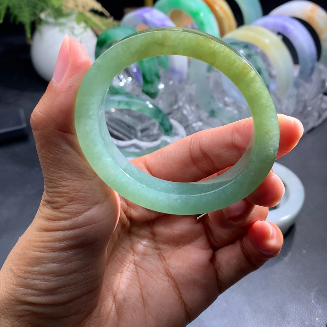 定制翡翠手镯未镶嵌