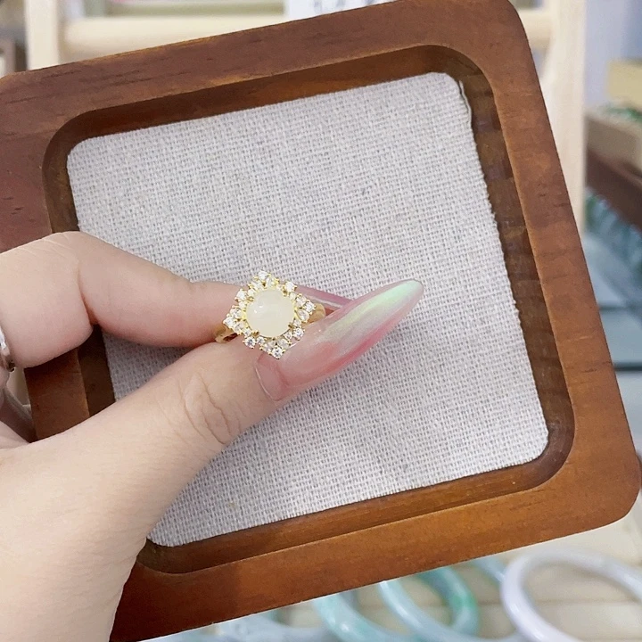 翡翠未镶嵌颈饰天然翡翠Ａ货