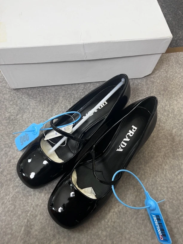 99新 Prada/普拉达 黑色玛丽珍三六半码