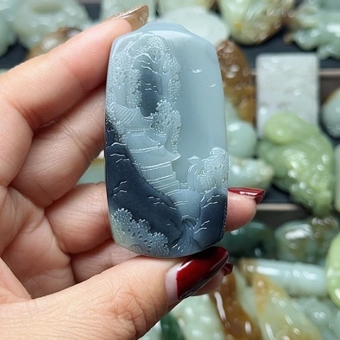 和田玉颈饰未镶嵌庞*