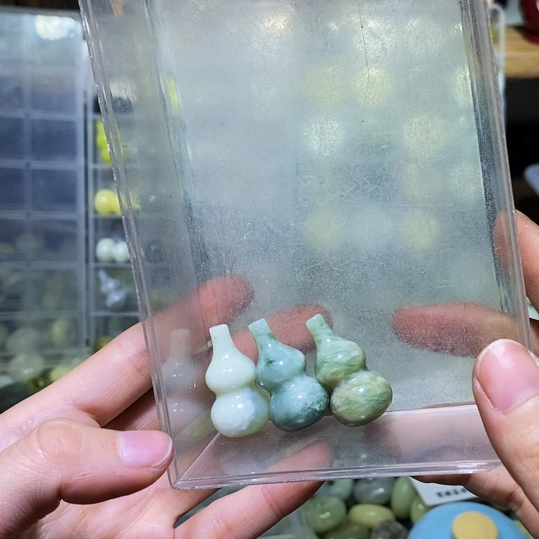 【闪购商品】蛇纹石玉其他未镶嵌51