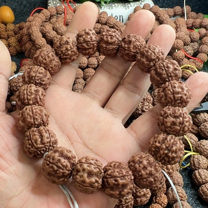 金刚菩提手串红方印凹底梅花单圈