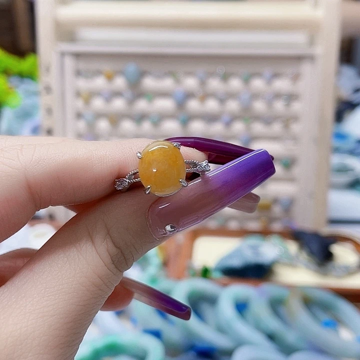 翡翠未镶嵌颈饰天然翡翠Ａ货