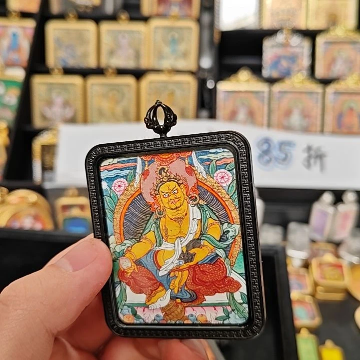 吊坠J****n纯手绘大威德唐卡