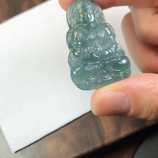 翡翠未镶嵌颈饰缅甸A货，每天下午1点半开播