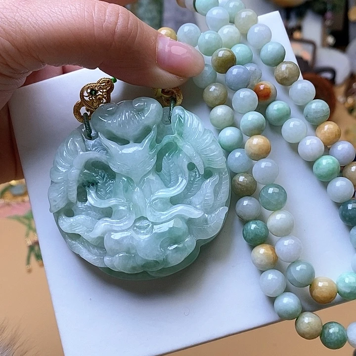 翡翠吊坠(赠链)未镶嵌一套8