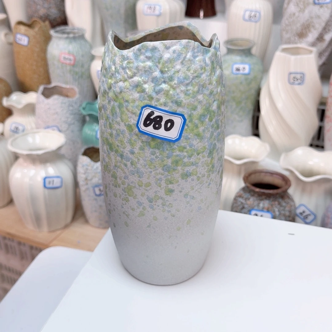 680号陶瓷高24厘米一个