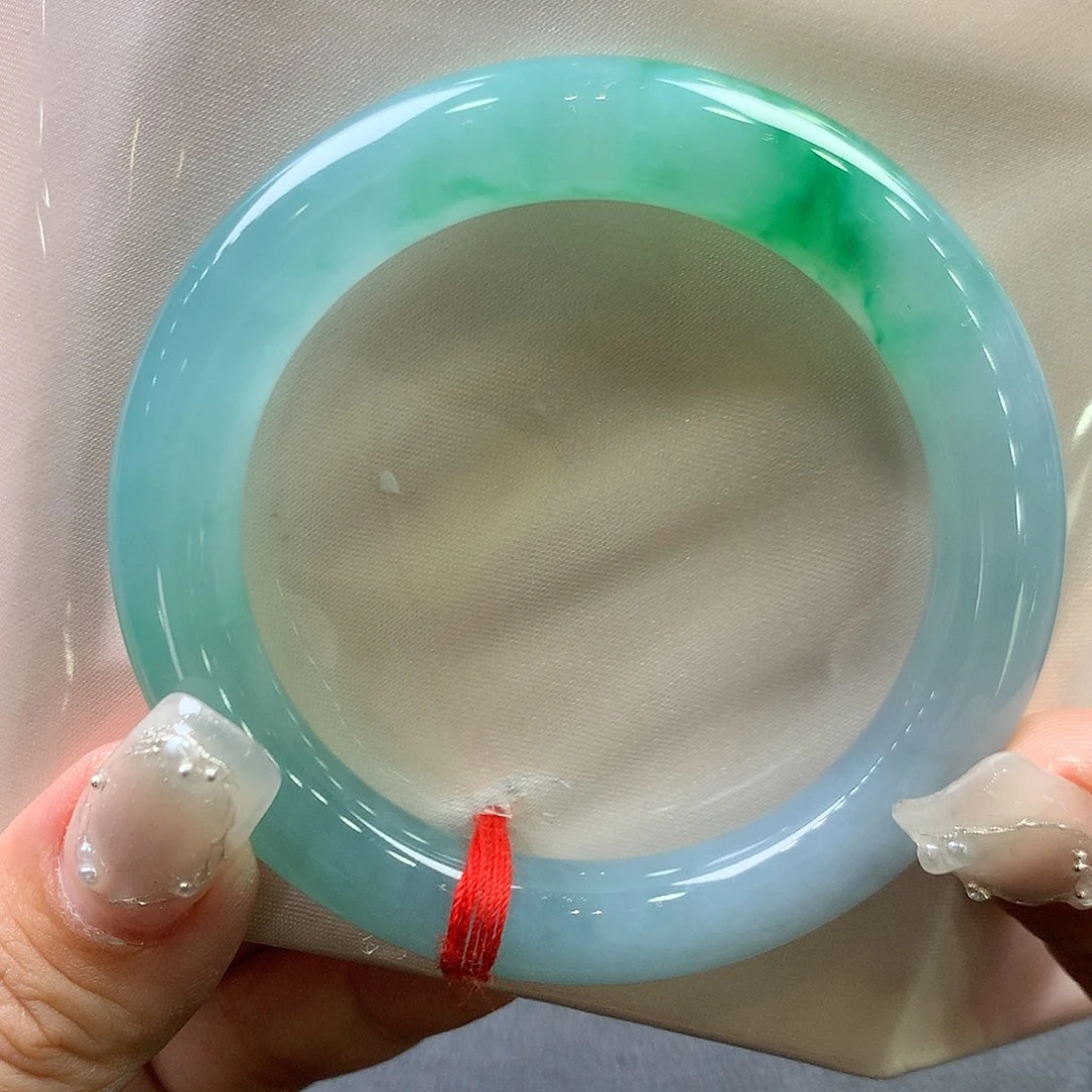 翡翠未镶嵌手镯50.6圆条