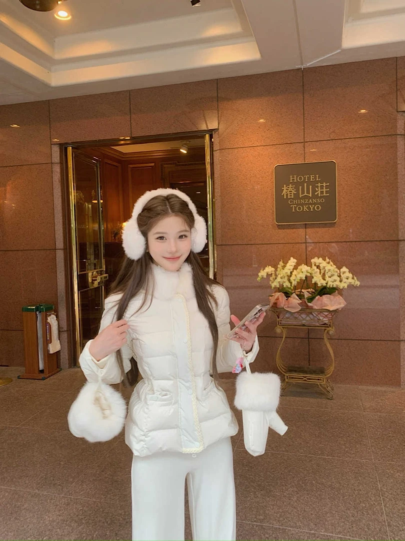 【岁暮千寻】秋冬新款雪绒小香感羽绒服显瘦保暖外套配针织休闲裤女