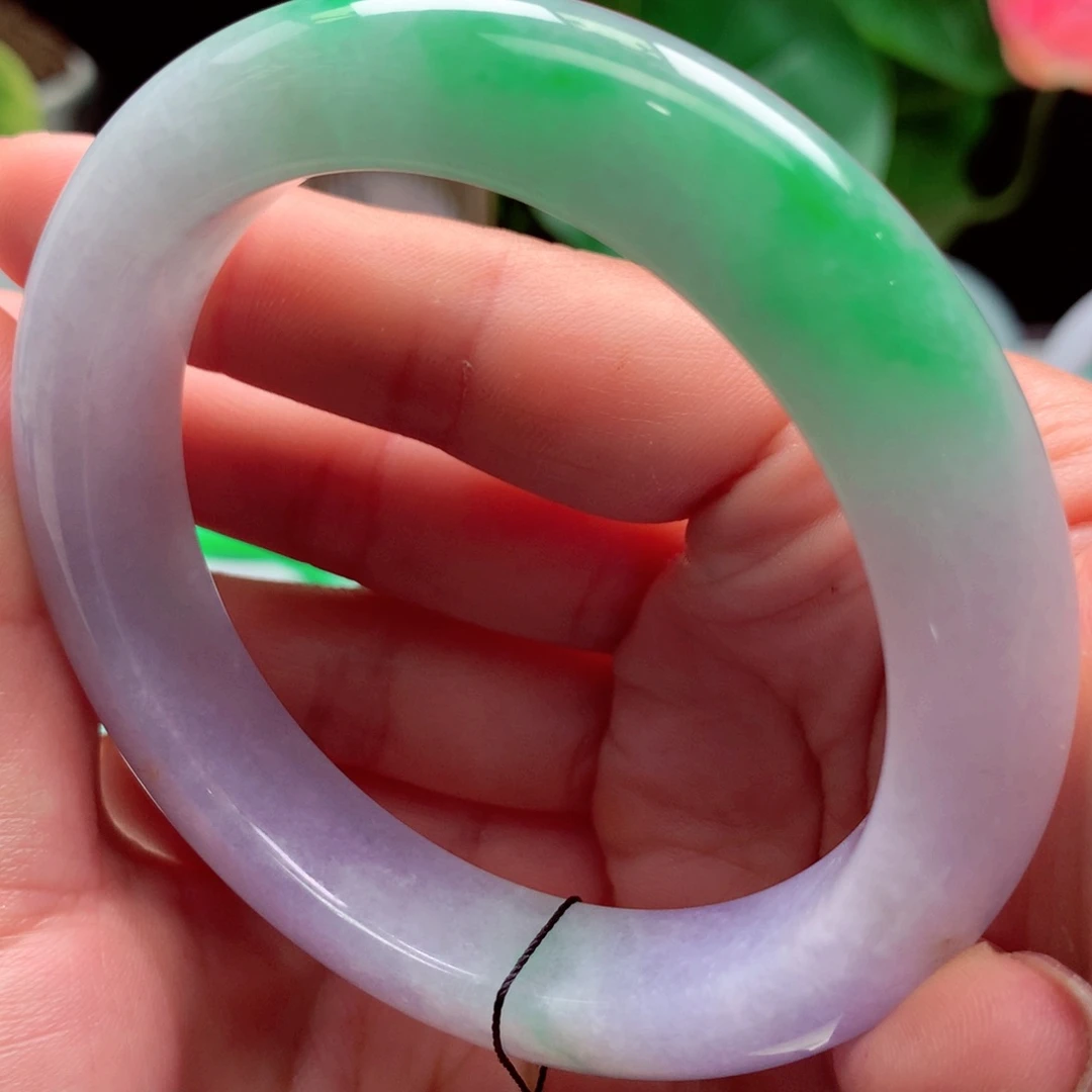 小***妞翡翠未镶嵌手镯60圈口