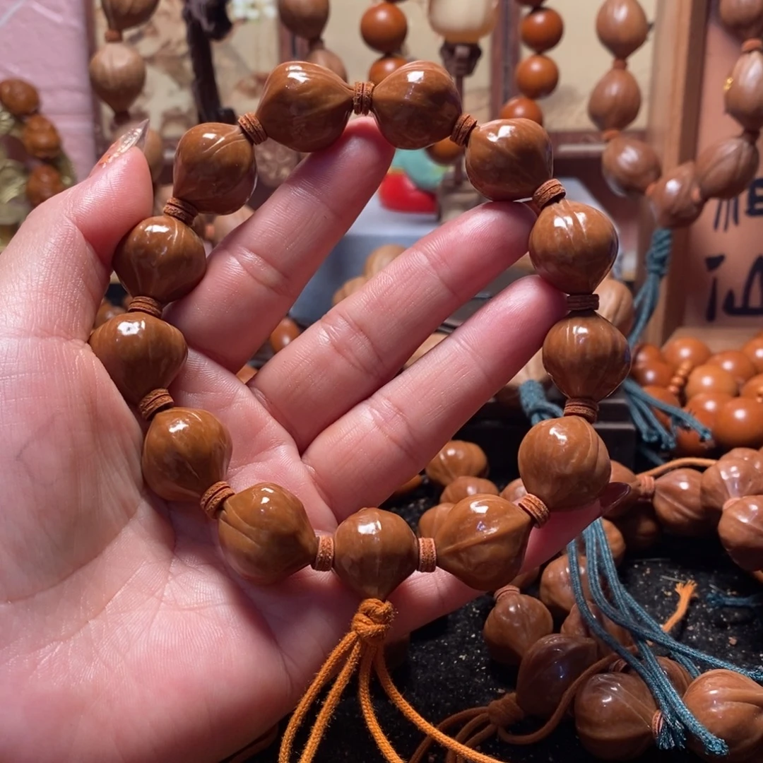 橄榄核手串/手链1.8蒜头鸡血