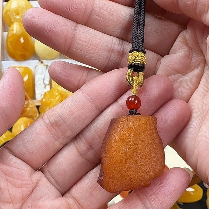 未镶嵌颈饰蜜蜡蜜蜡