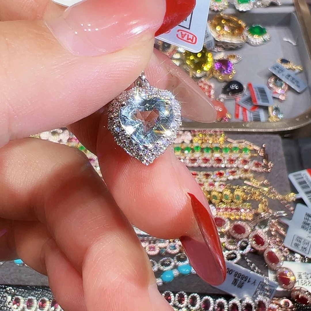 银S925镶嵌颈饰海蓝宝石小****卜