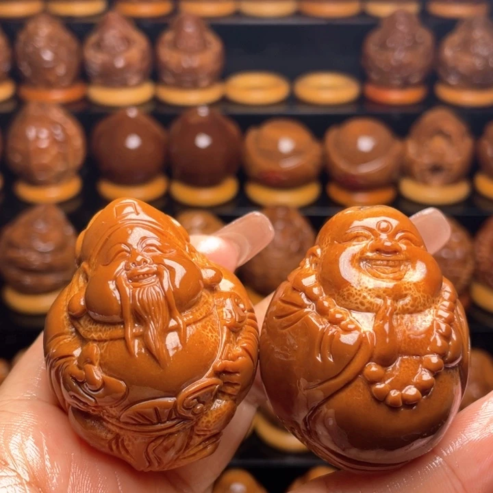 橄榄核把件/**/橄榄雕刻