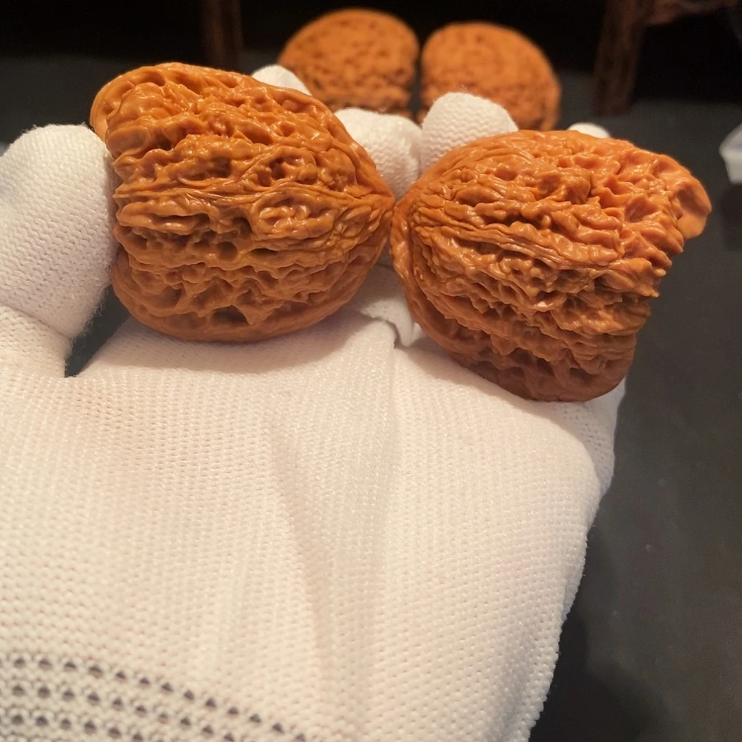 “***”文玩核桃把件天残南疆石