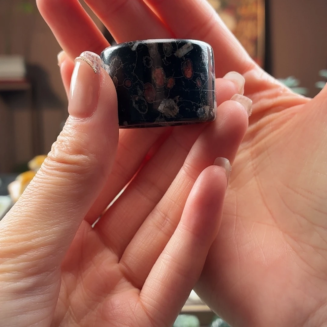 和田玉未镶嵌戒圈