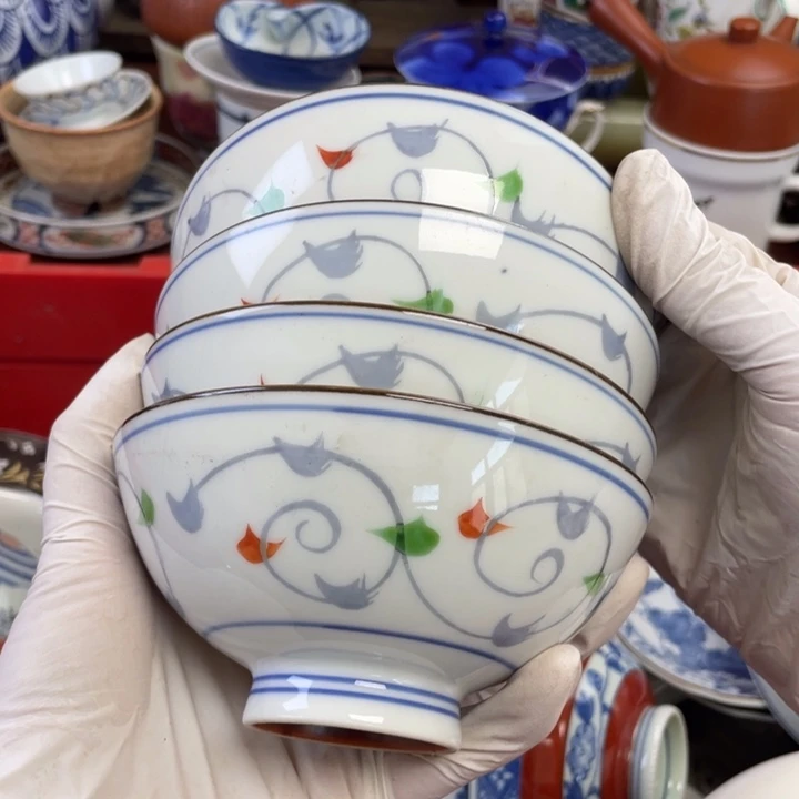 他家瓷器真美….开播了