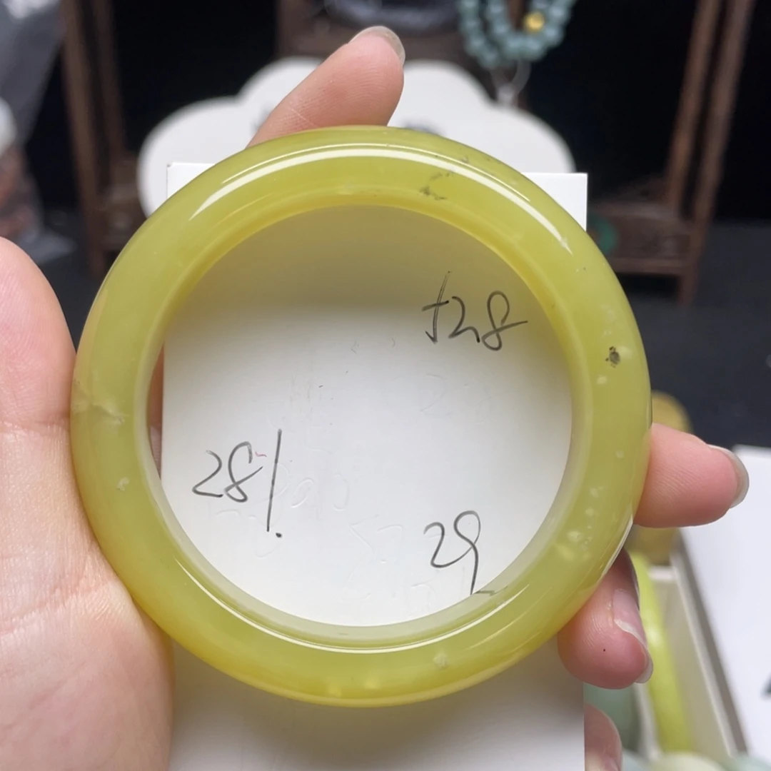 未镶嵌蛇纹石玉手镯