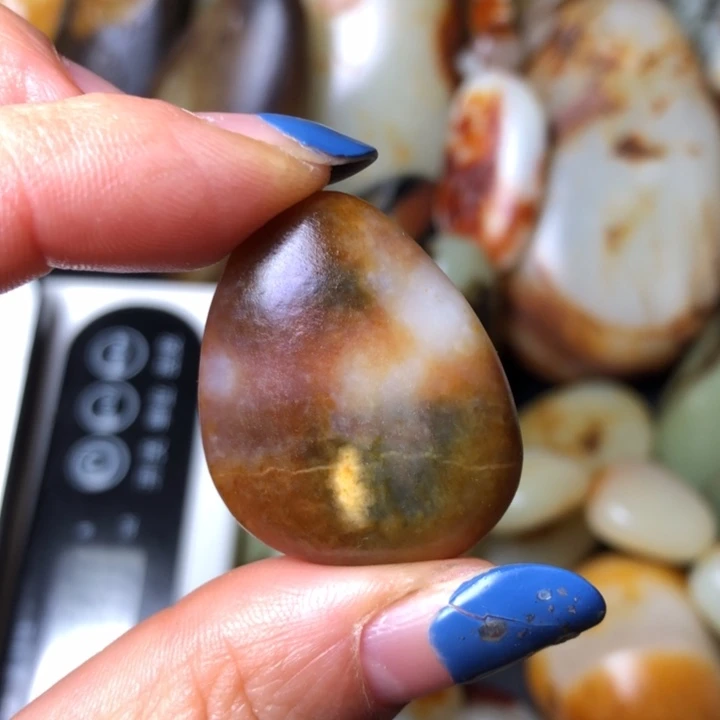 和田玉未镶嵌珠宝奇石