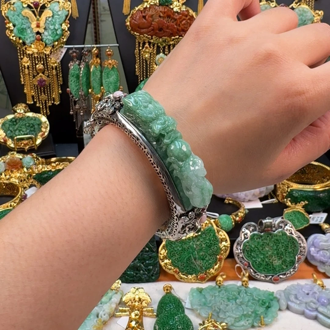 翡翠银S925镶嵌颈饰龙牌手镯 炸价