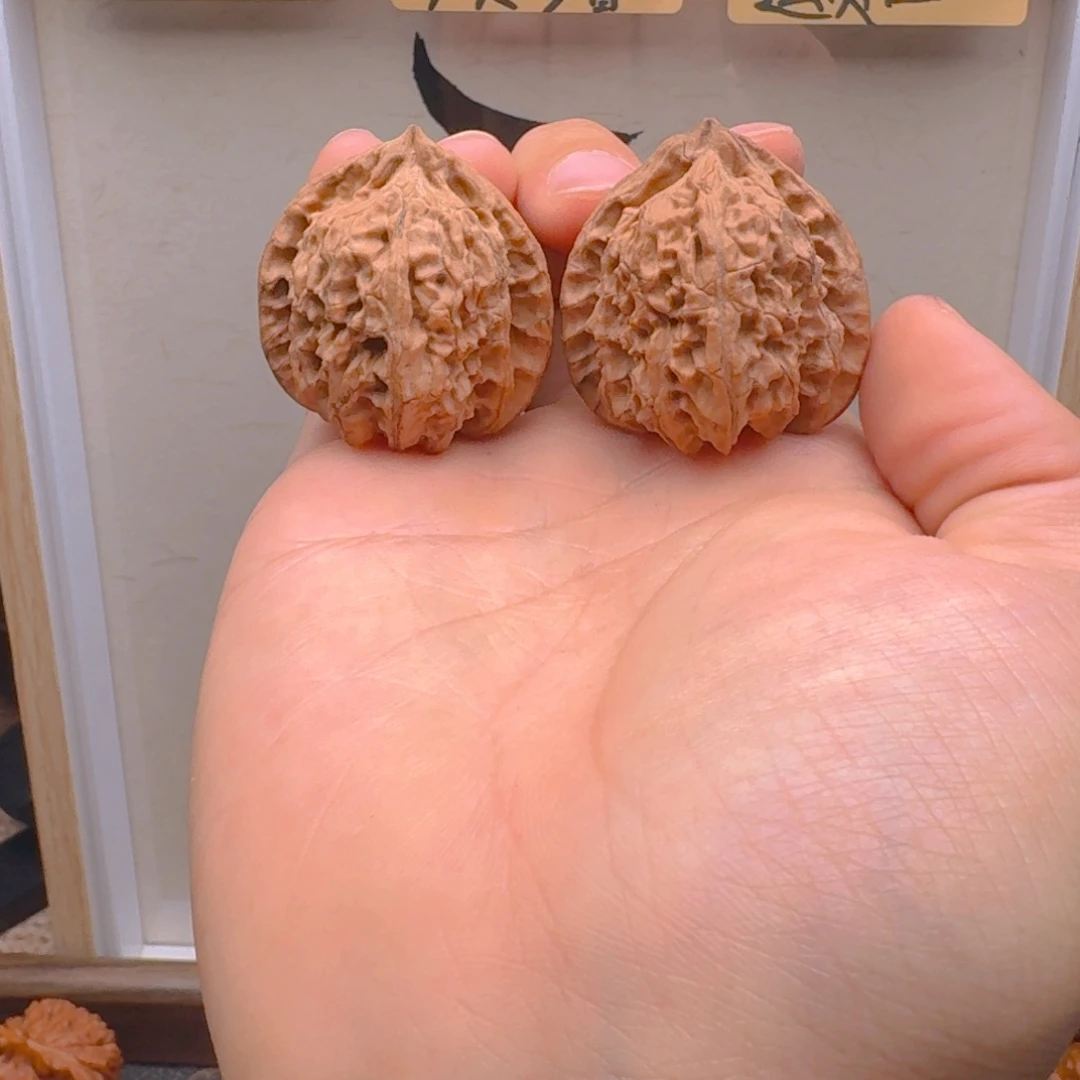 文玩核桃把件随**欲36三角