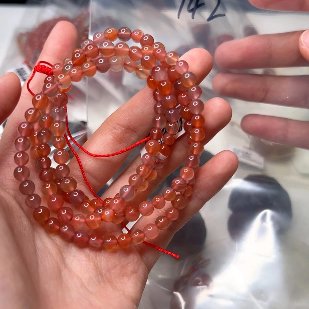 南红玛瑙手串未镶嵌142