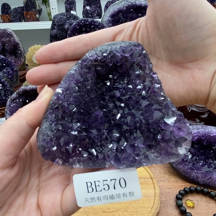 紫晶大型摆件（非配饰）未镶嵌