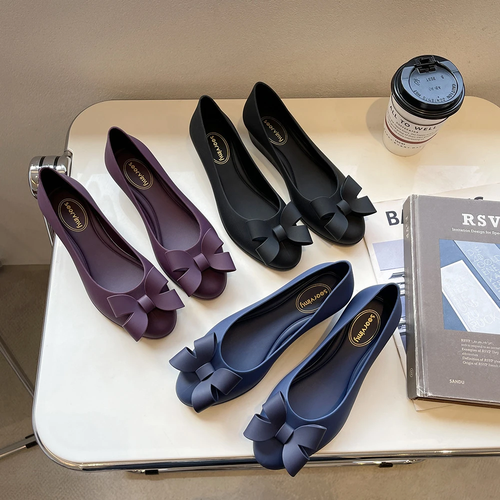 雨鞋女2025新款蝴蝶结浅口坡跟果冻水鞋时尚韩版尖头防滑塑料胶鞋