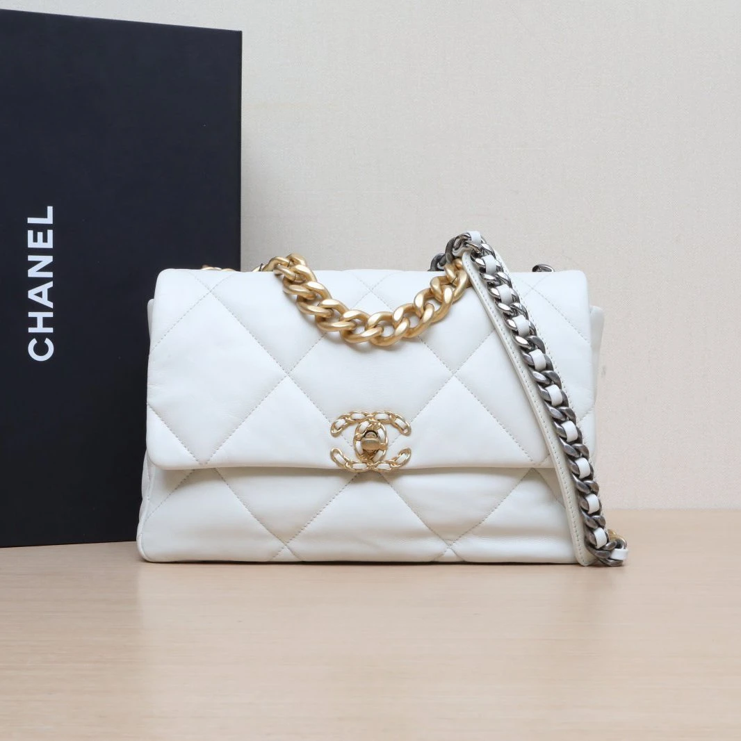 95新 Chanel/香奈儿 【娇】19BAG口盖包 30皮革S30开金银扣172286