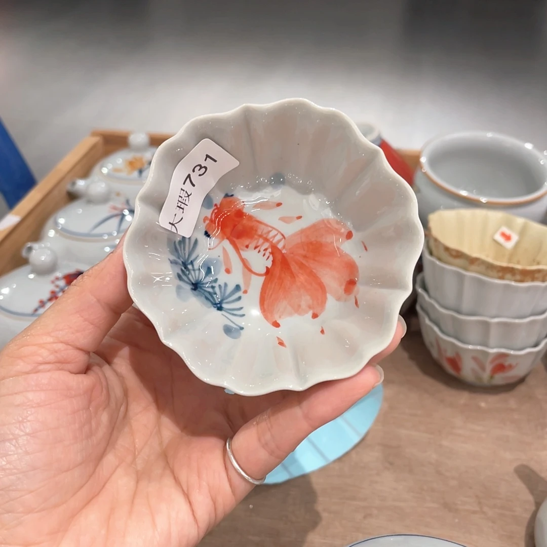 釉下手绘茶具微瑕