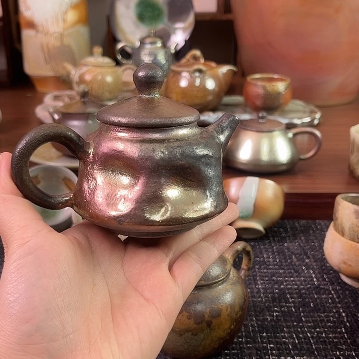 柴烧铁胎七彩手捏壶