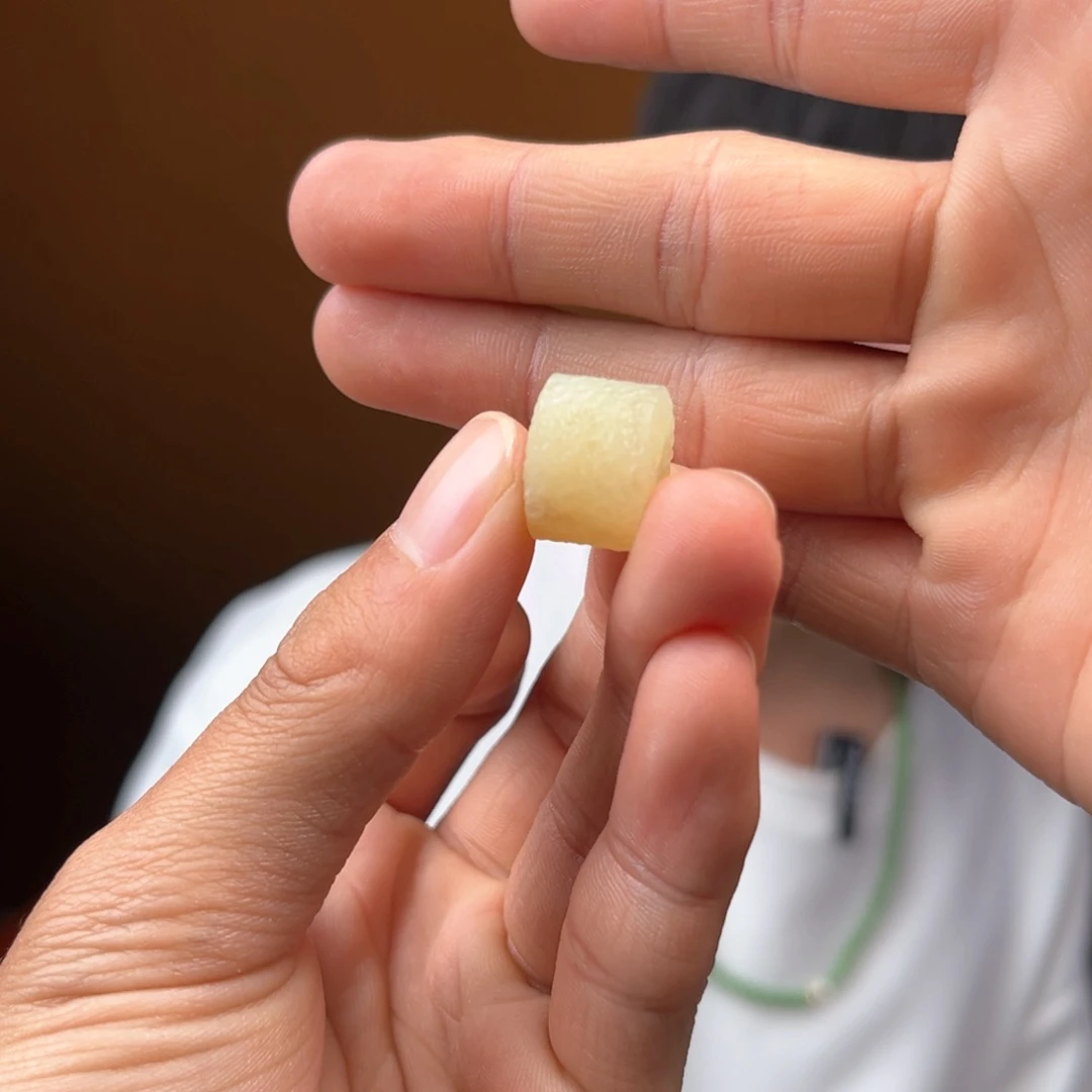 和田玉吊坠(不含链)未镶嵌〰️鸡油黄扣子