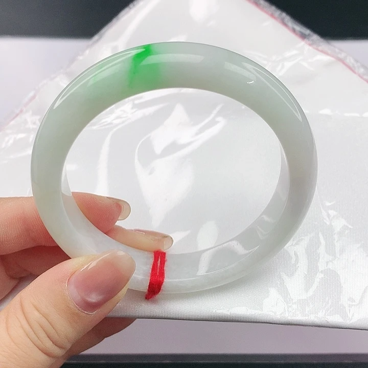 翡翠手镯未镶嵌小*翡翠126