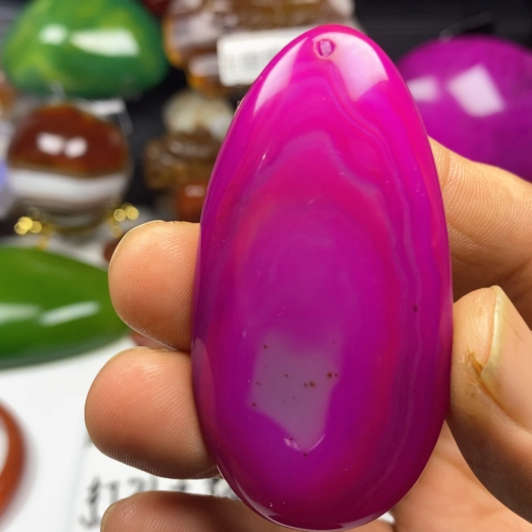 玛瑙/玉髓未镶嵌珠宝奇石