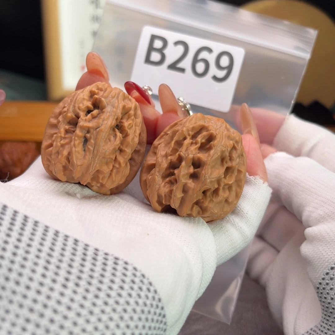 文玩核桃把件42方块b 269