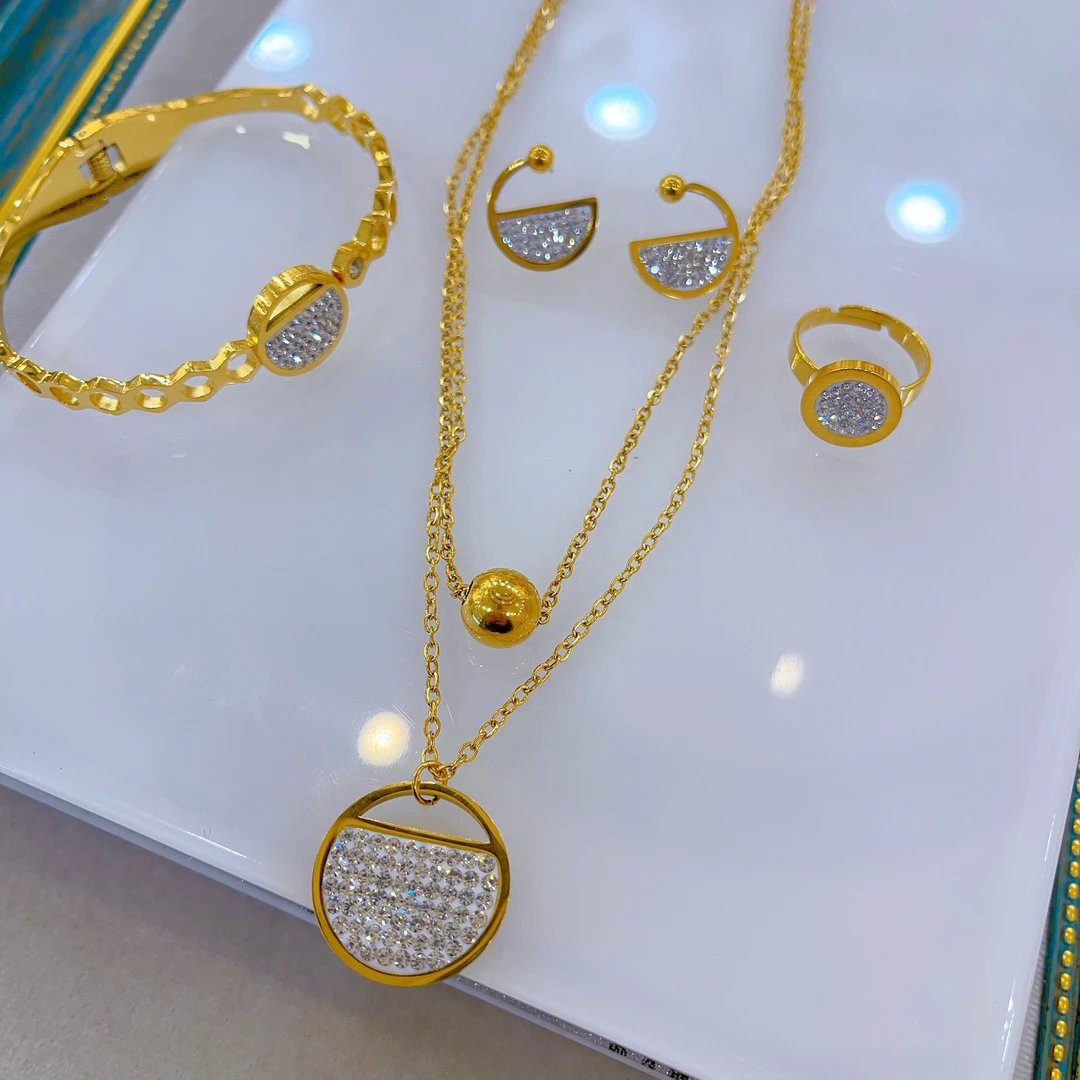 钛钢项链 388新款四件套首饰耳环项链戒指爆款白搭时尚金色