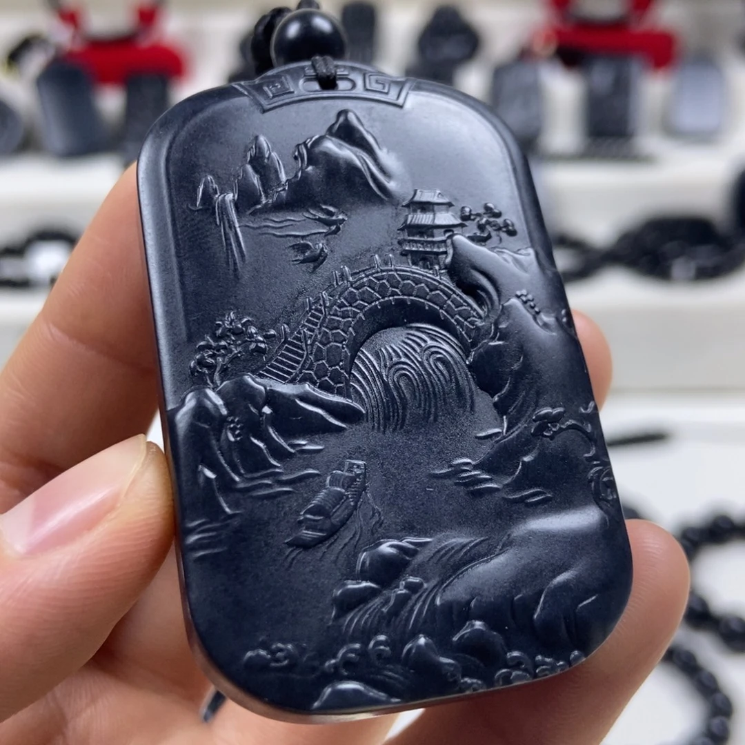 和田玉（墨玉）未镶嵌颈饰山水牌