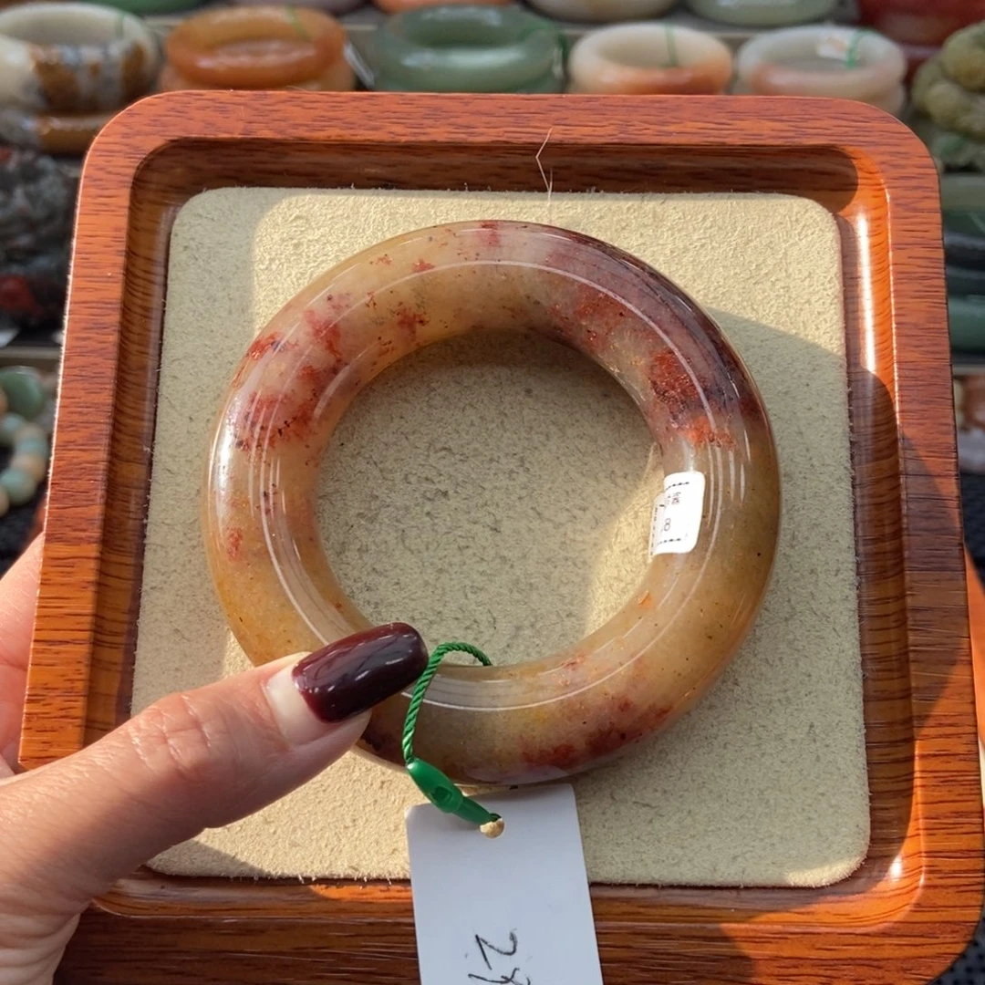 石英质玉未镶嵌手镯